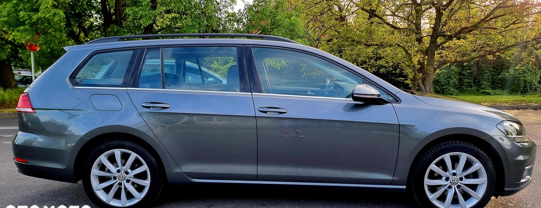 Volkswagen Golf cena 49999 przebieg: 200000, rok produkcji 2019 z Wieleń małe 407